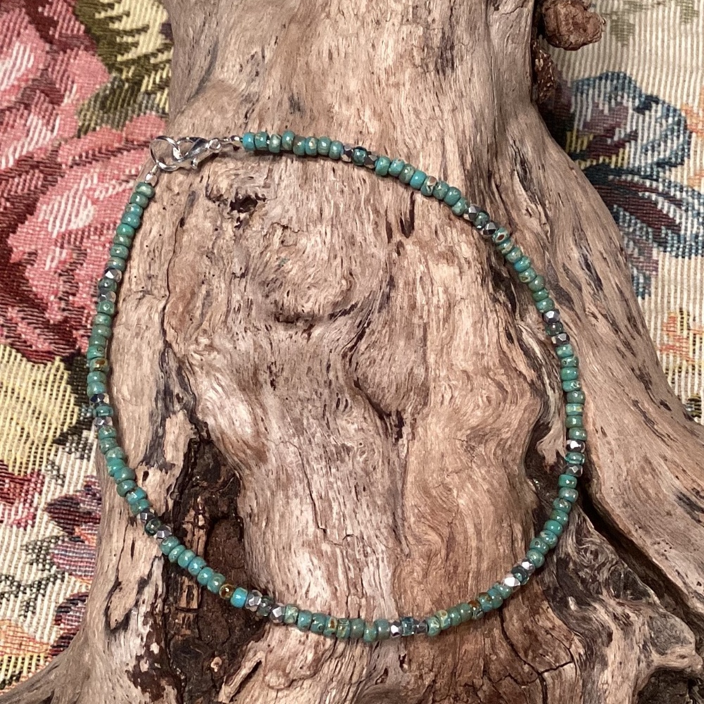 Handmade Bohemian Picasso Seed Bead Bracelet 9”